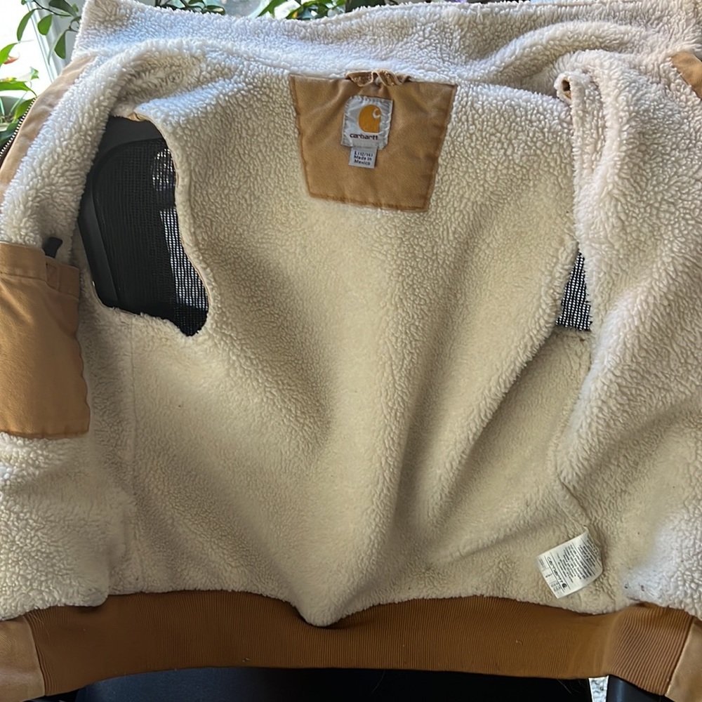 Carhartt vest, in good used condition no major signs of damage - Picture 5 of 5